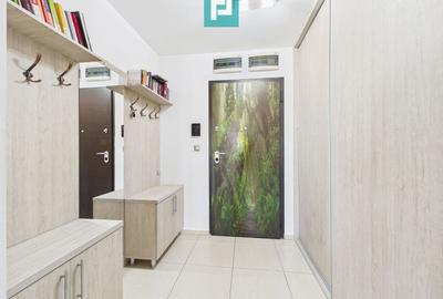 Apartament cu 2 camere semidecomandat, mobilat în UTA - 8