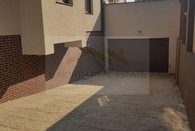 Apartament cu 2 camere decomandat în Central - 16