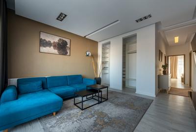 Apartament cu 3 camere semidecomandat, mobilat în Bună Ziua