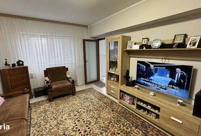 Apartament cu 4 camere decomandat, mobilat în Casa de Cultură - 15