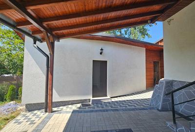 Casă cu 4 camere în Dumbrava - 4