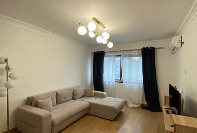 Apartament cu 3 camere decomandat în Central - 1