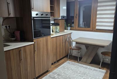 Apartament cu 2 camere decomandat în Plopilor - 5