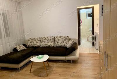 Apartament cu 2 camere decomandat în Florilor