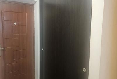 Garsonieră în Titan