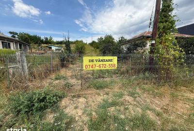 Teren de 1053 mp, în Tomești