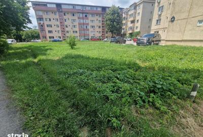Teren de 892 mp, în Central - 1