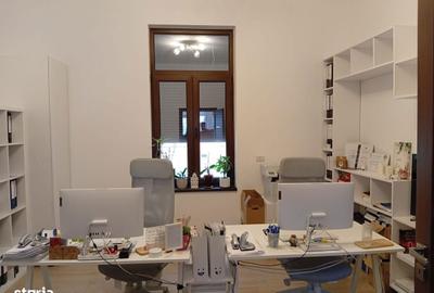 Casă cu 4 camere în Central - 20