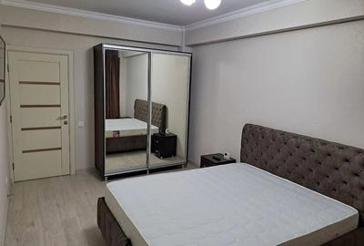 Garsonieră decomandată în Gorjului