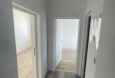 Apartament cu 3 camere decomandat, mobilat în Beclean - 2