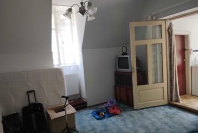 Apartament cu 4 camere semidecomandat în Central - 12