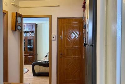 Apartament cu 2 camere decomandat în Micro 17 - 12