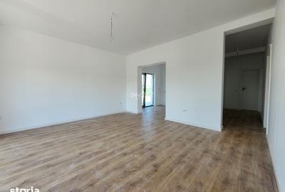 Casă cu 4 camere cu Teren 400 Mp în Valea Lupului