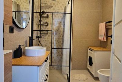 Apartament cu 3 camere decomandat în Florești - 1