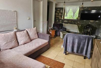 Casă cu Teren 440 Mp în Poiana - 11