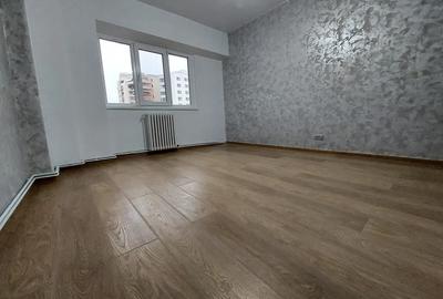 Apartament cu 3 camere decomandat în Păcurari