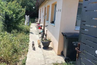 Casă cu Teren 320 Mp în Central