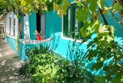 Casă în Izvoarele