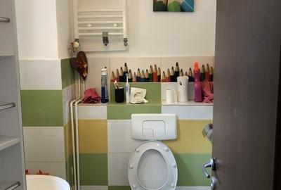 Casă cu 6 camere cu Teren 286 Mp în Eroii Revoluției - 9