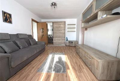 Apartament cu 2 camere semidecomandat, mobilat în Astra