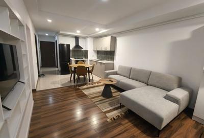 Apartament cu 3 camere semidecomandat, mobilat în Ștefăneștii de Jos