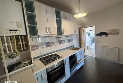 Apartament cu 3 camere, mobilat în Central - 14