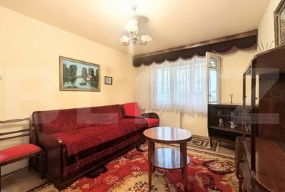 Apartament cu 2 camere semidecomandat, mobilat în Nord
