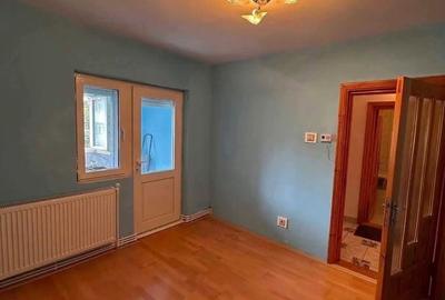 Apartament cu 3 camere decomandat în Central - 3