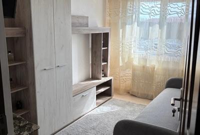 Apartament cu 3 camere decomandat în Central - 8