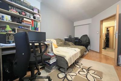 Apartament cu 4 camere decomandat, mobilat în Simion Bărnuțiu - 9