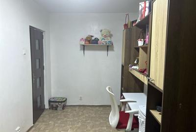Apartament cu 3 camere, mobilat în Țiglina 3
