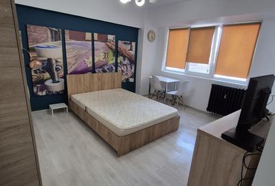 Garsonieră decomandată în Central - 1
