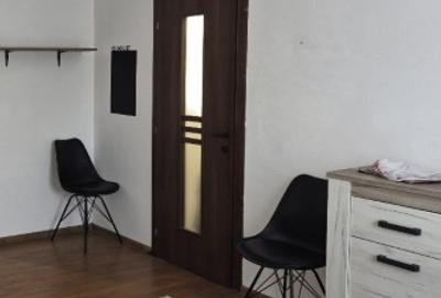 Garsonieră decomandată în Bartolomeu