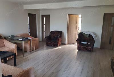 Casă cu 5 camere cu Teren 300 Mp în Valu lui Traian - 3
