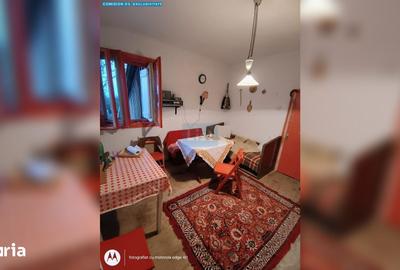 Casă cu 2 camere cu Teren 800 Mp în Beliș
