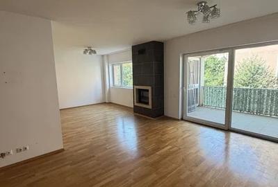 Apartament cu 3 camere decomandat, mobilat în Pipera