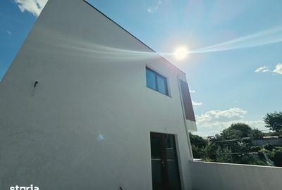 Casă cu 4 camere cu Teren 213 Mp în Central