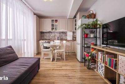 Apartament cu 2 camere decomandat în Central