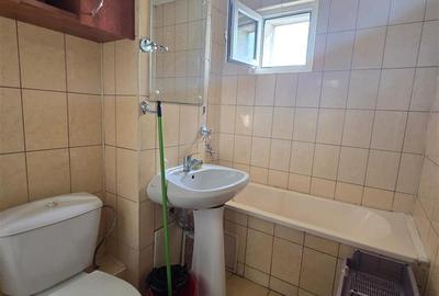 Apartament cu 3 camere decomandat în Mircea cel Bătrân - 3