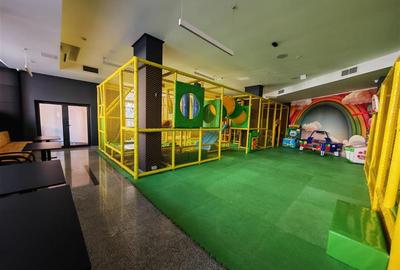 Spațiu comercial, de 183 mp, în Central