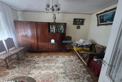 Casă cu 3 camere cu Teren 600 Mp în Central