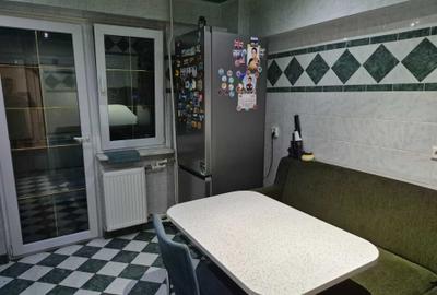 Apartament cu 3 camere decomandat în Central - 8