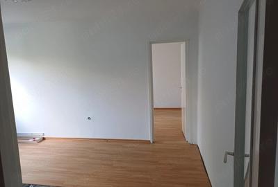 Apartament cu 2 camere semidecomandat în Central - 3