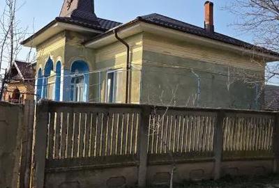 Casă cu 2 camere cu Teren 1500 Mp în Urzica - 3