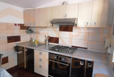 Casă individuală cu 6 camere cu Canalizare în Oituz - 11