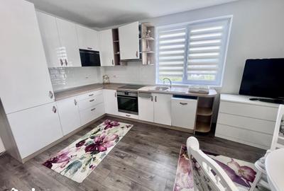 Apartament cu 3 camere în Central - 1