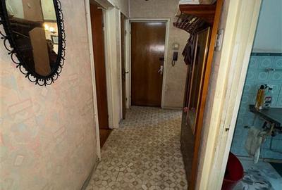 Apartament cu 3 camere decomandat în Berceni - 4