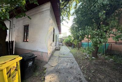 Casă individuală cu 6 camere cu Canalizare în Bariera Vâlcii - 1