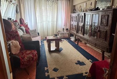 Apartament cu 4 camere decomandat în Rahova