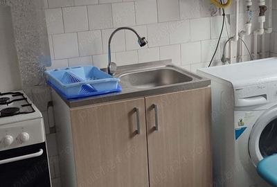 Apartament cu 3 camere semidecomandat în Central - 3